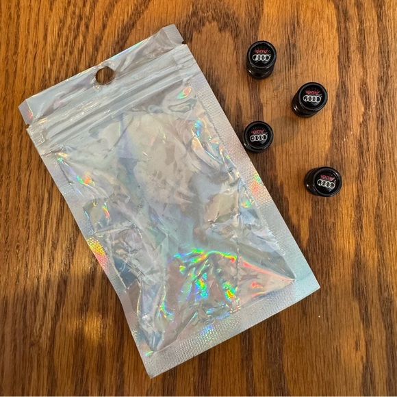 AUDI, 4PCS Tire Caps, Aluminum Alloy Valve Stem Cap, Decorative Accessory - Picture 2 of 4